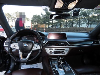 BMW 7 SERIES - 5