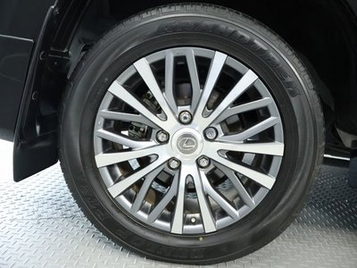 LEXUS LX - 8