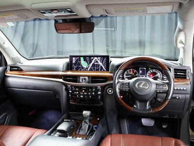 LEXUS LX - 2