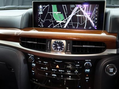 LEXUS LX - 4