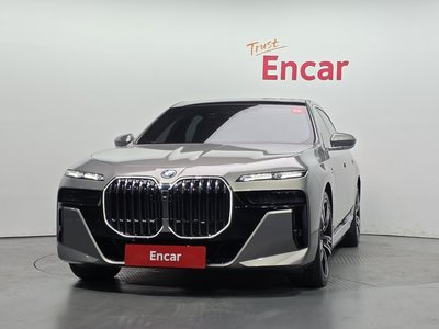 BMW 7 SERIES - 2