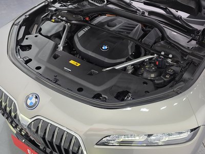 BMW 7 SERIES - 7