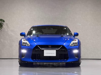 NISSAN GT-R - 9