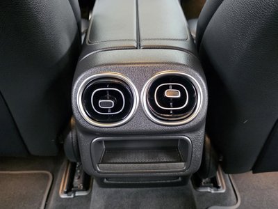 2024 Mercedes-BENZ GLC — миниатюра 31