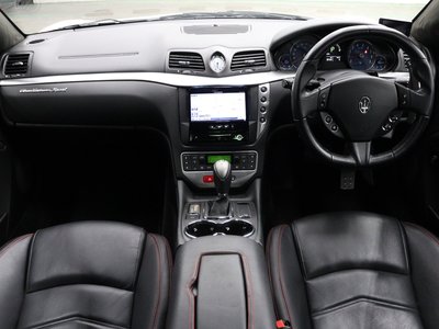 2015 Maserati GRANTURISMO — фото 4