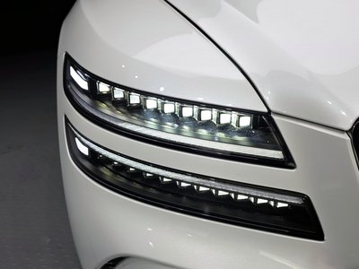 GENESIS G80 (RG3) - 9