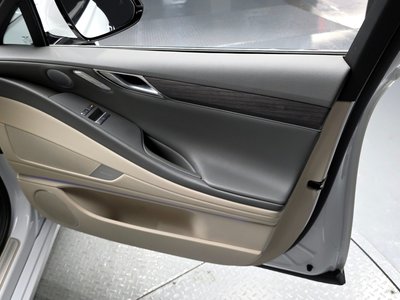 2024 Genesis G80 (RG3) thumbnail 14