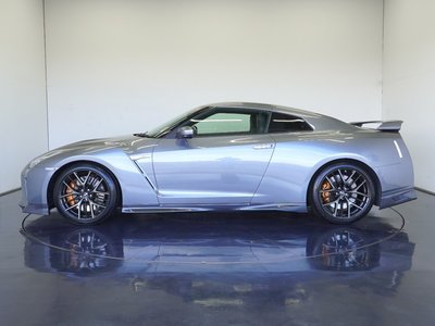 NISSAN GT-R - 6