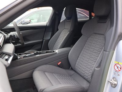 AUDI E-TRON GT QUATTRO - 8