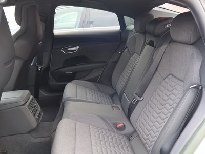 AUDI E-TRON GT QUATTRO - 9