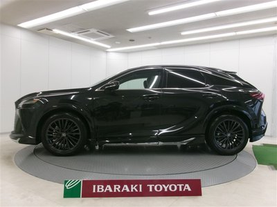 صورة 2 لـ 2024 Lexus RX