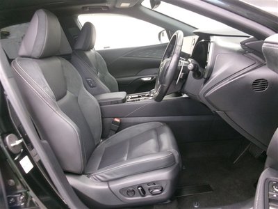 2024 Lexus RX thumbnail 16