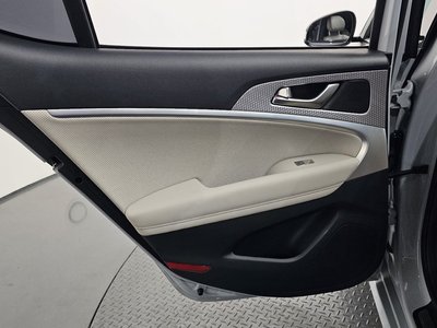 2022 Genesis THE NEW G70 — миниатюра 15