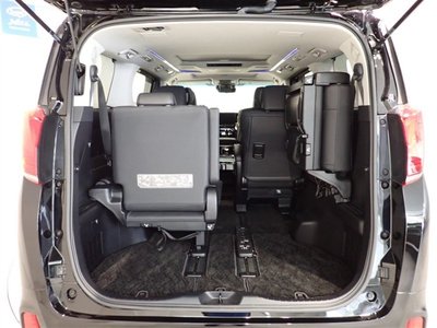 TOYOTA ALPHARD - 8