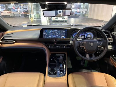 TOYOTA CROWN SPORT - 2