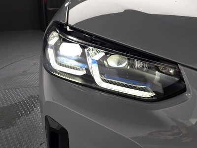 صورة 9 لـ 2025 BMW X4