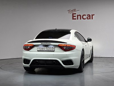 MASERATI GRAN TURISMO - 4