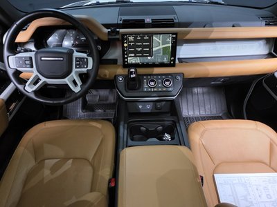 LAND ROVER DEFENDER - 5