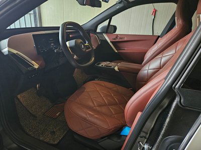 صورة 8 لـ 2023 BMW IX