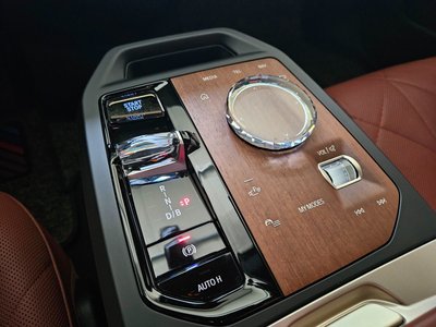 2023 BMW IX 缩略图 15