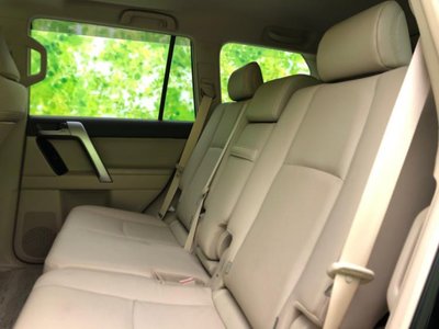 TOYOTA LAND CRUISER PRADO - 8