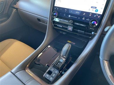 TOYOTA ALPHARD - 7