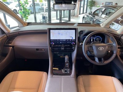 TOYOTA ALPHARD - 2
