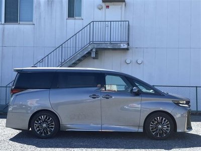 TOYOTA VELLFIRE - 9