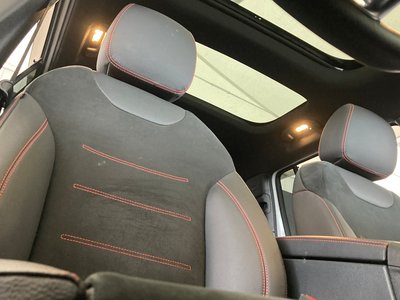 MERCEDES-BENZ GLB - 8