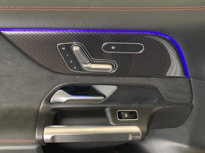 MERCEDES-BENZ GLB - 10