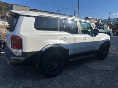 TOYOTA LAND CRUISER 250 - 9