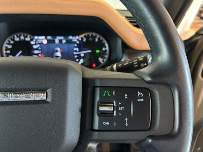 LAND ROVER DEFENDER - 10