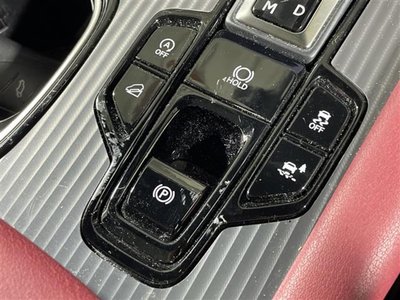 صورة مصغرة 16 لـ 2023 Lexus RX