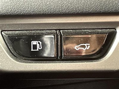 صورة مصغرة 13 لـ 2023 Lexus RX