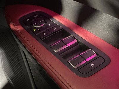 صورة مصغرة 12 لـ 2023 Lexus RX
