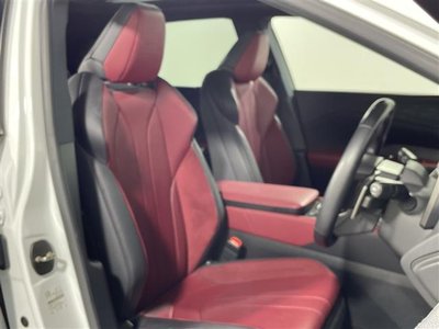 صورة مصغرة 32 لـ 2023 Lexus RX
