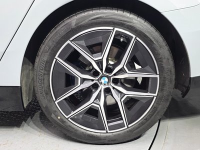 2024 BMW 5 SERIES 照片 8