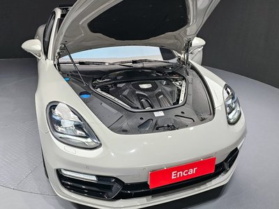 PORSCHE PANAMERA - 7