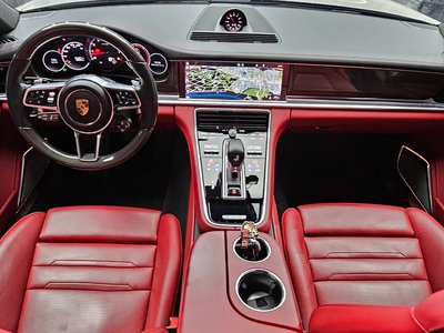 PORSCHE PANAMERA - 5