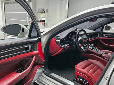 PORSCHE PANAMERA - 10