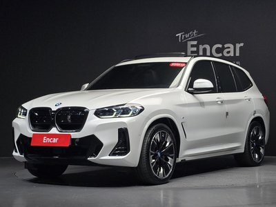 صورة 3 لـ 2024 BMW IX3