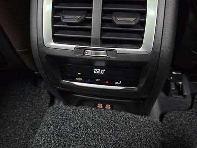 2024 BMW IX3 thumbnail 30