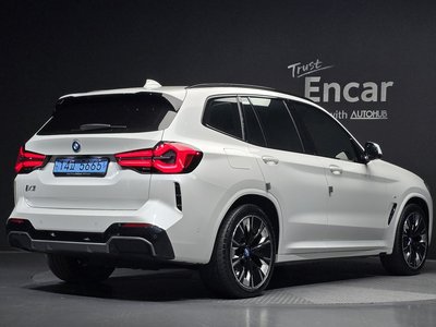 صورة 6 لـ 2024 BMW IX3