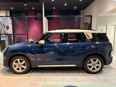 MINI COUNTRYMAN - 5