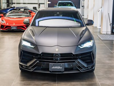 LAMBORGHINI URUS - 3