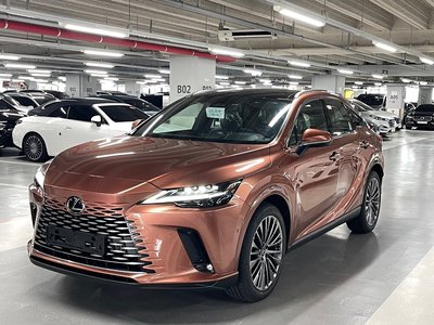صورة 4 لـ 2026 Lexus RX