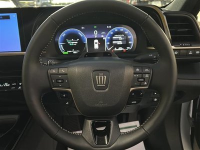 TOYOTA CROWN SPORT - 3