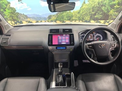 TOYOTA LAND CRUISER PRADO - 2