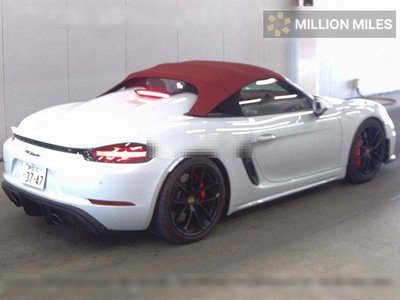 PORSCHE 718 SPYDER - 5