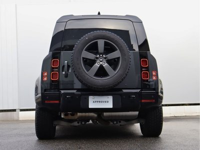 LAND ROVER DEFENDER - 9